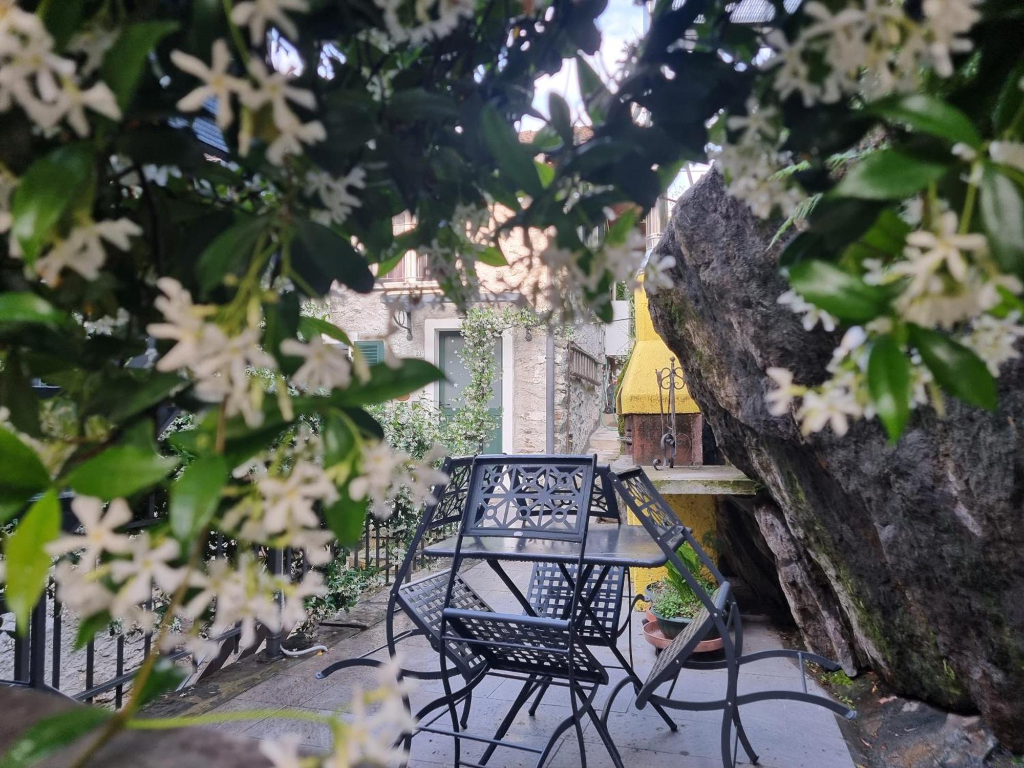 Апартаменти Casa Contadina Vercana Екстер'єр фото